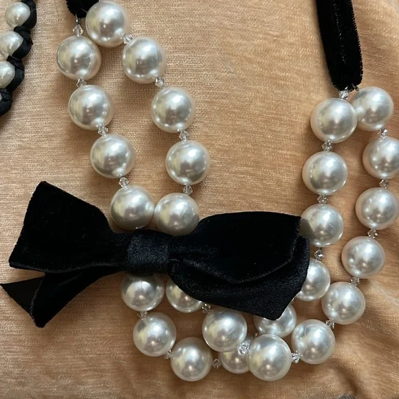Bundles faux pearl necklaces - Picture 4 of 4